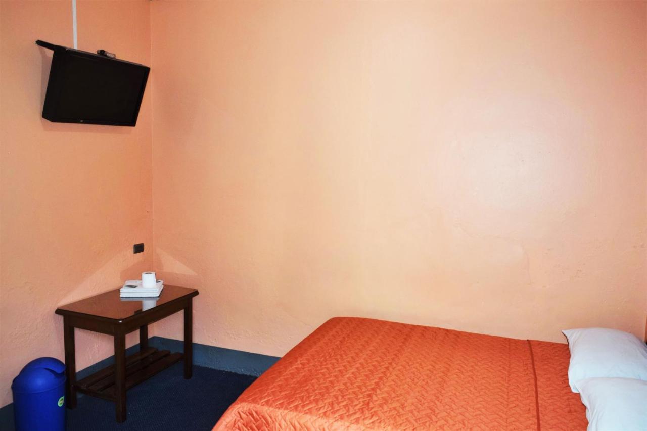 Hotel Asuncion Guatemala City Exterior photo